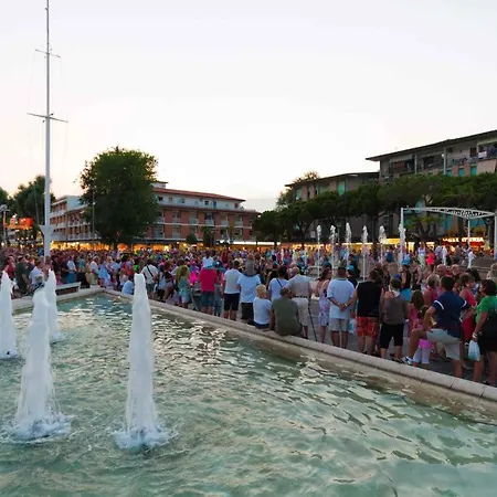 In 24436 Apartment *