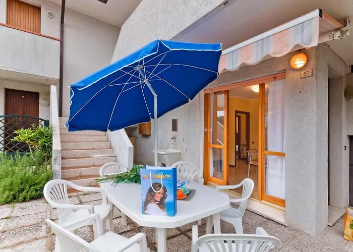 Appartamento In 24436 *