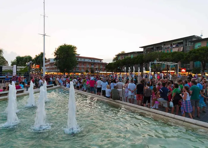 In 24436 Apartment *